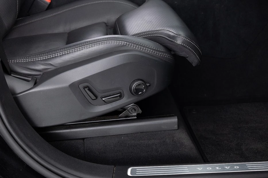 Volvo XC90 – foto 15