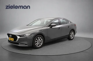 Mazda 3 – thumbnail 1