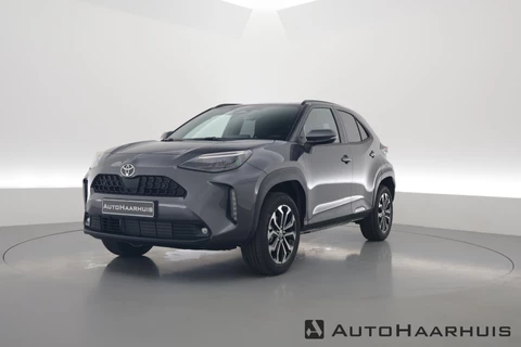 Toyota Yaris Cross 1.5 Hybrid Teamplayer 130pk | Winter pack | Safety pack | Navi | Adapt. Cruise | Camera | Keyless
