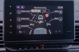 Renault Trafic – thumbnail 26