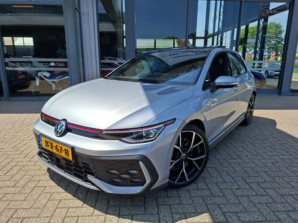 Volkswagen Golf – foto 1