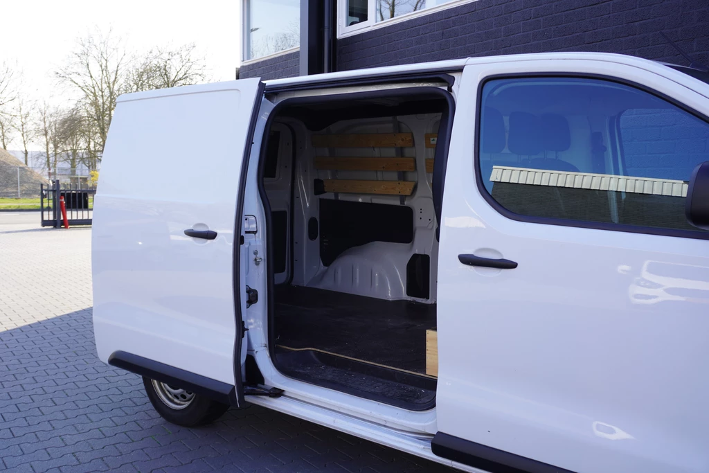 Opel Vivaro – foto 9