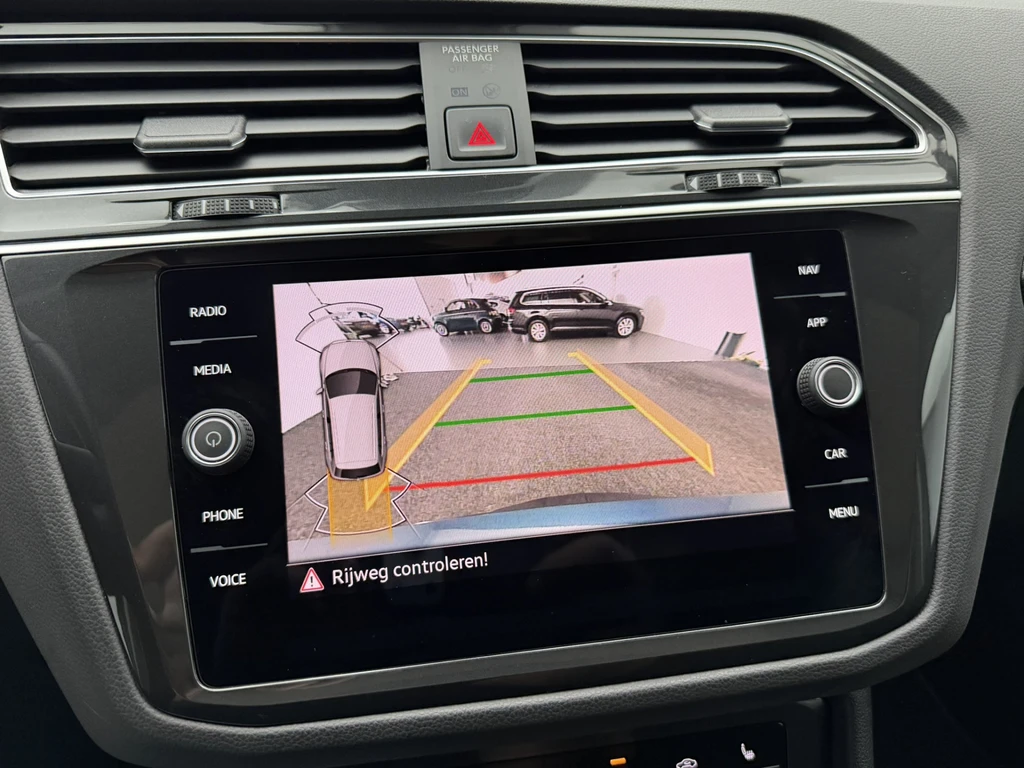 Volkswagen Tiguan – foto 11