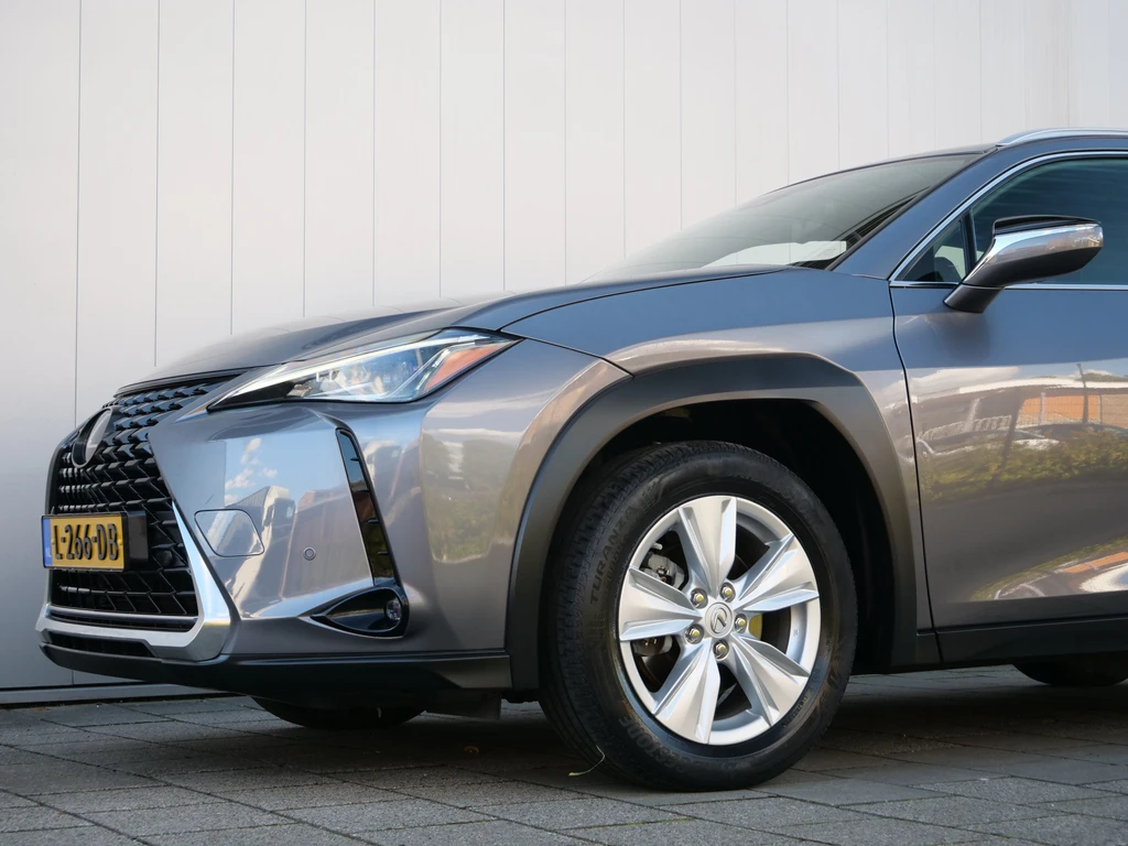 Lexus UX – foto 31