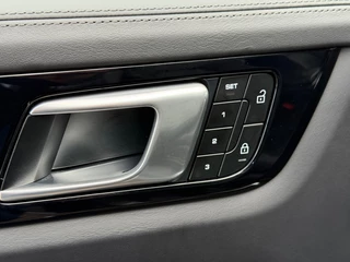 Porsche Cayenne – thumbnail 37