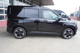 Ford E-Transit Courier – thumbnail 7