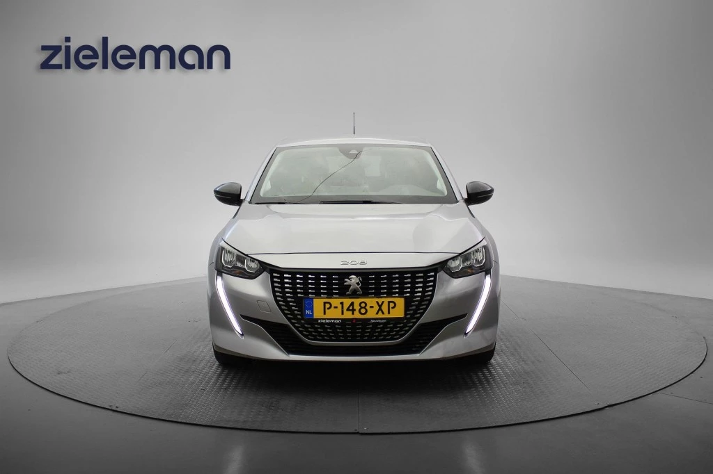 Peugeot 208 – foto 8