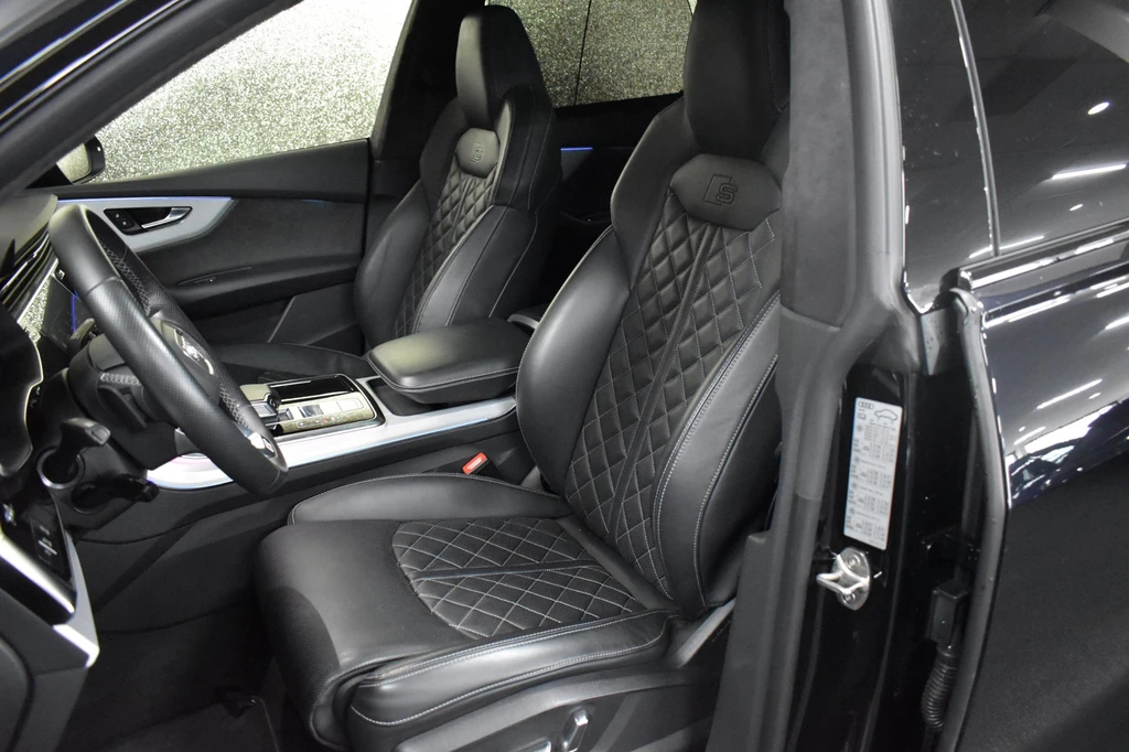 Audi Q8 – foto 8