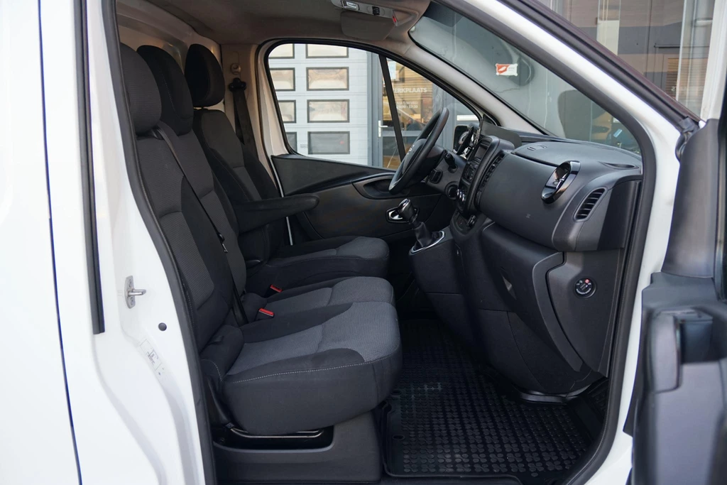 Nissan NV300 – foto 11