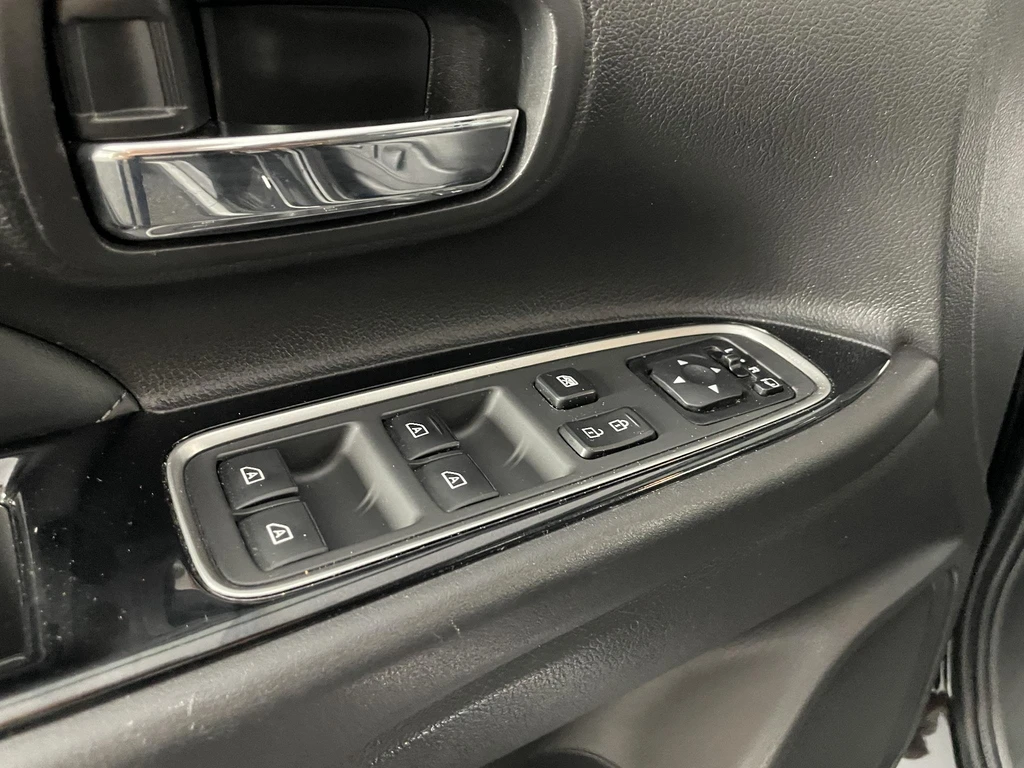 Mitsubishi Outlander – foto 32