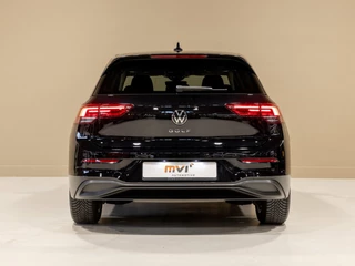 Volkswagen Golf – thumbnail 3