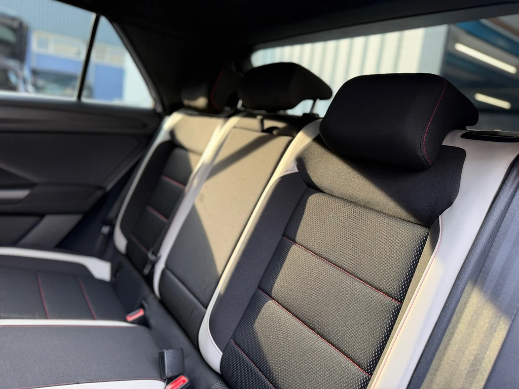 Volkswagen T-Roc – foto 29