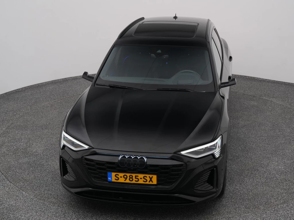 Audi Q8 e-tron – foto 16