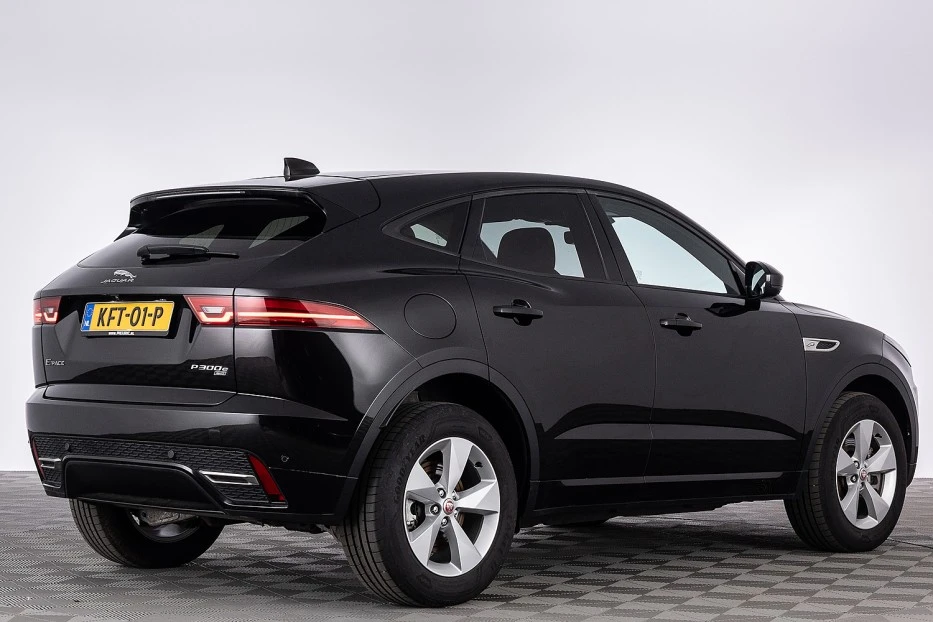 Jaguar E-PACE – foto 6