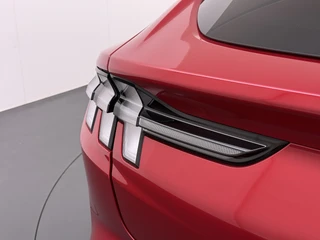 Ford Mustang Mach-E – thumbnail 31