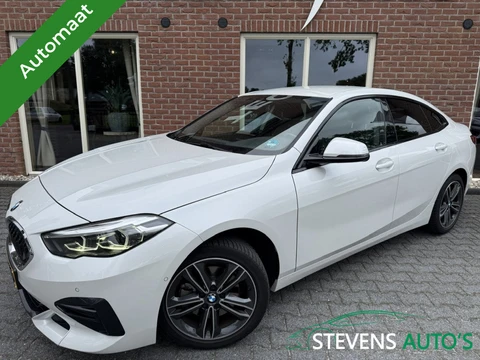 BMW 2 Serie Gran Coupé 218i Introduction Ed Sport CAMERA / SPORTSTOELEN / LED / CARPLAY / DAB+