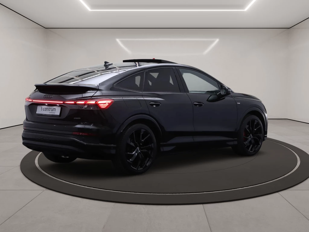 Audi Q4 Sportback e-tron – foto 5