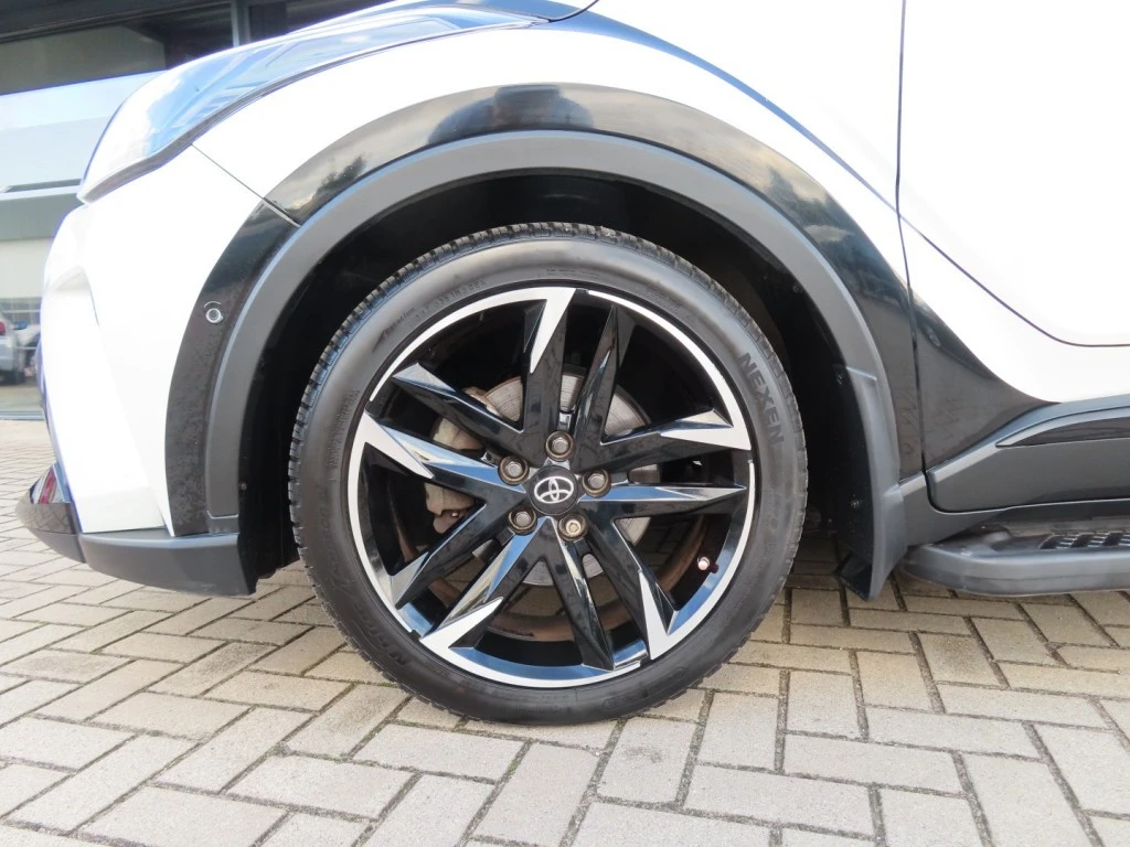 Toyota C-HR – foto 35