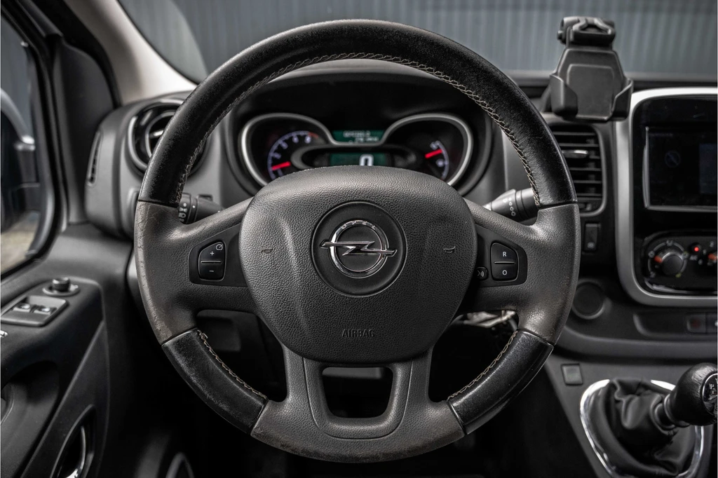 Opel Vivaro – foto 15