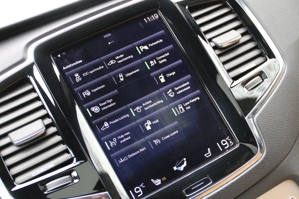 Volvo XC90 – foto 15
