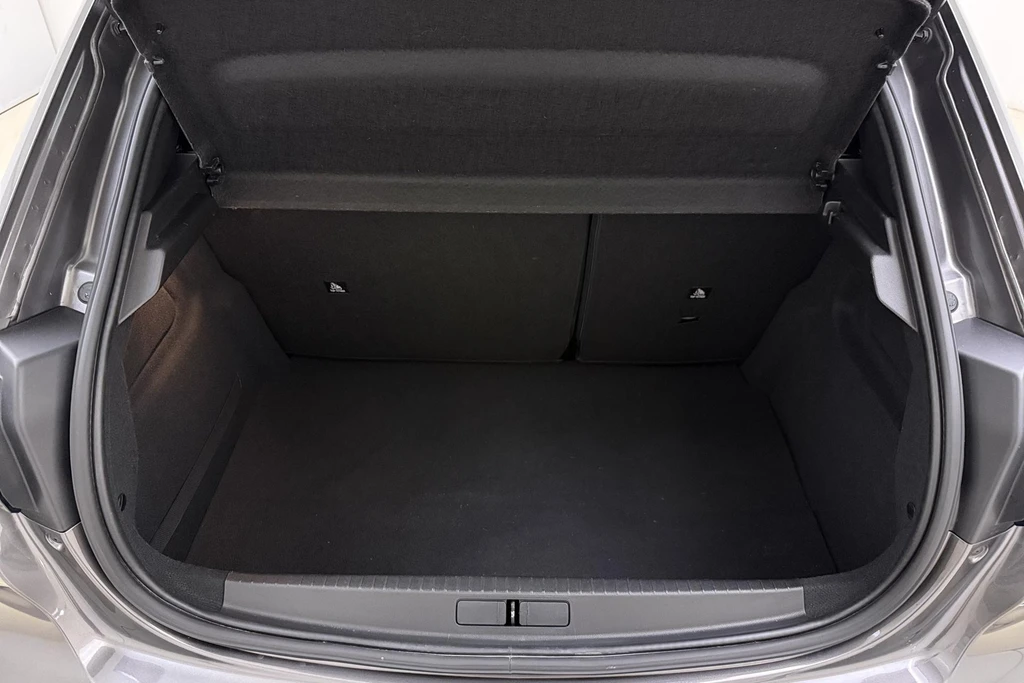 Peugeot 208 – foto 10