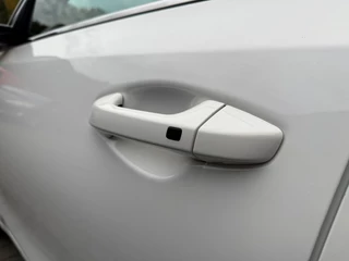 Kia Ceed – thumbnail 15