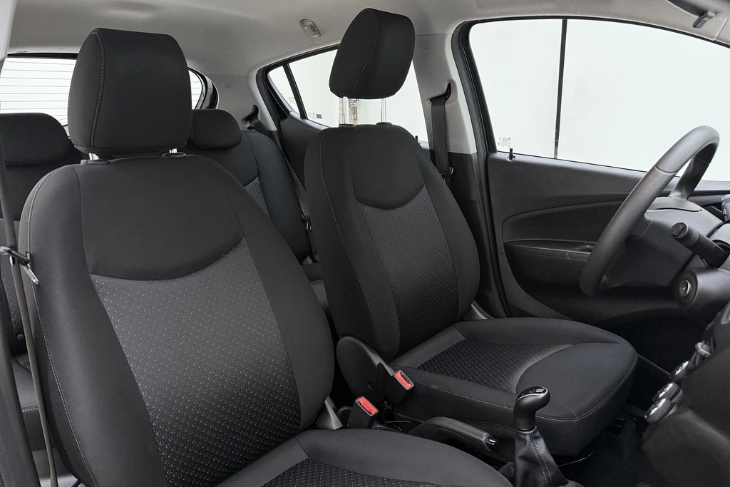 Opel KARL – foto 12