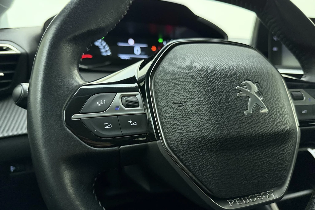 Peugeot 208 – foto 19