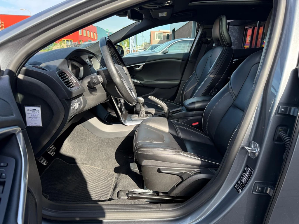 Volvo V40 – foto 17