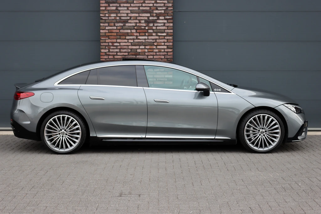 Mercedes-Benz EQE – foto 7