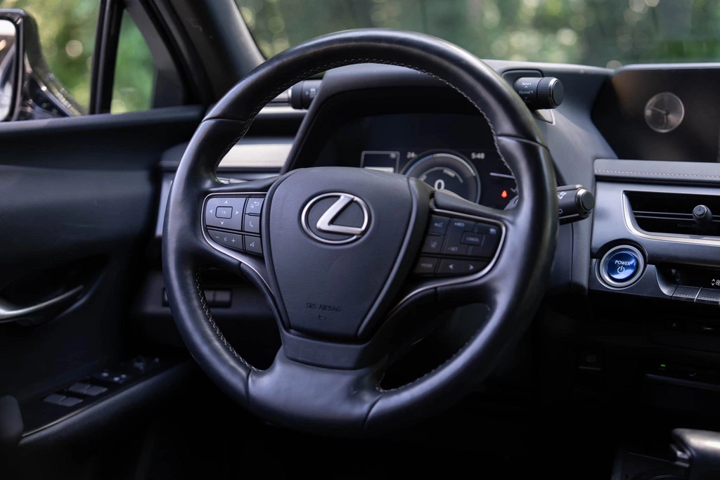 Lexus UX – foto 16