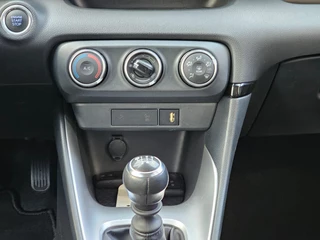 Toyota Yaris – thumbnail 17