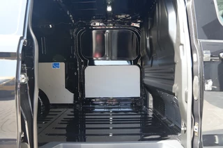 Ford E-Transit Custom – thumbnail 11