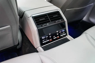 Porsche Panamera – thumbnail 16