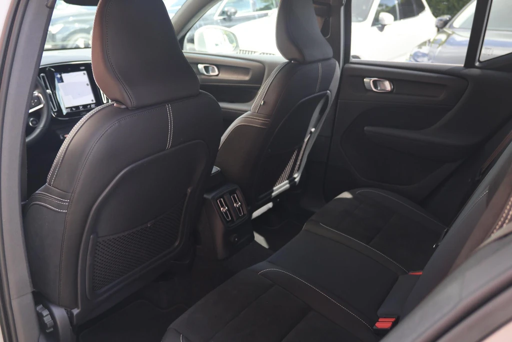 Volvo XC40 – foto 22