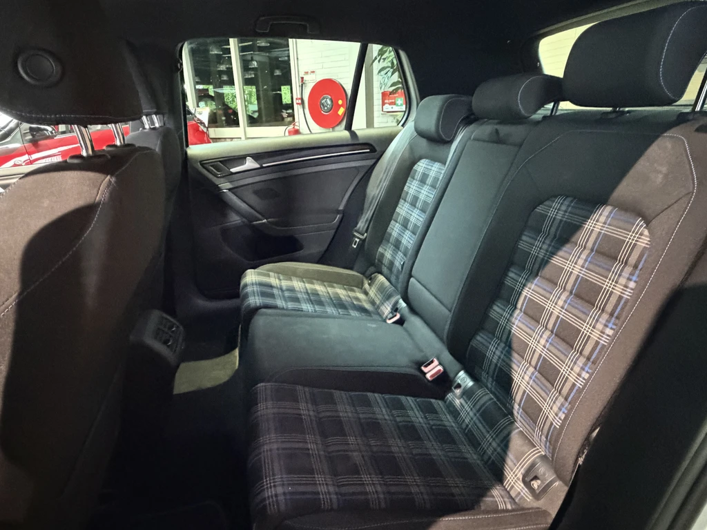 Volkswagen Golf – foto 17