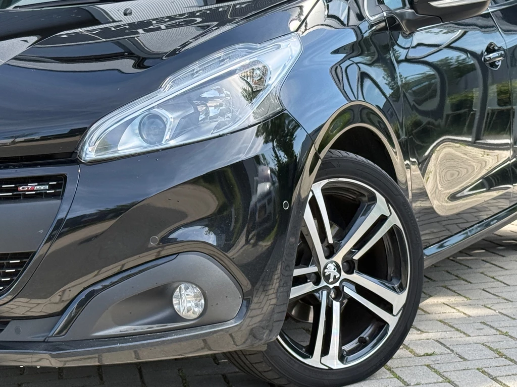 Peugeot 208 – foto 9
