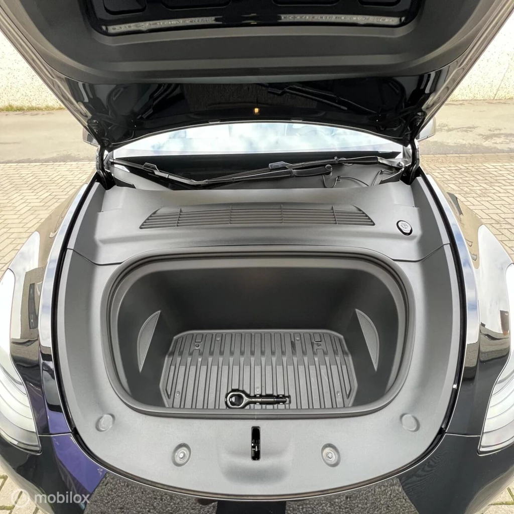 Tesla Model Y – foto 20