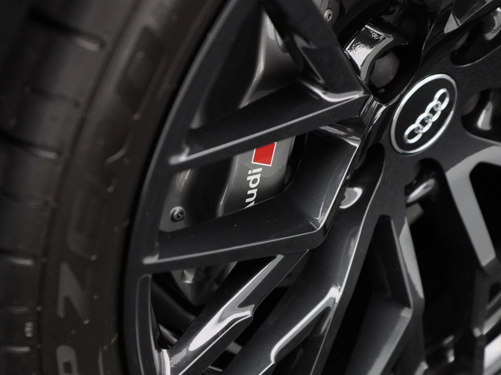 Audi R8 – foto 26