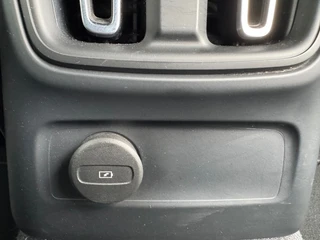 Volvo XC40 – thumbnail 12