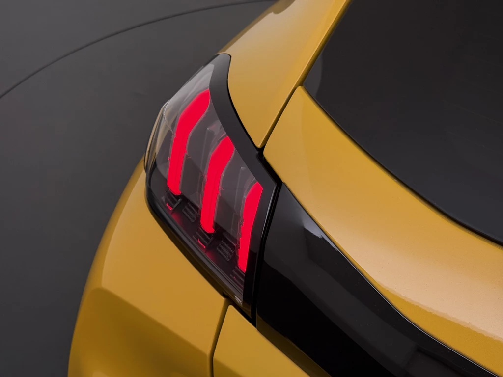 Peugeot e-208 – foto 24