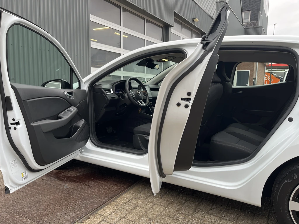 Renault Clio – foto 11