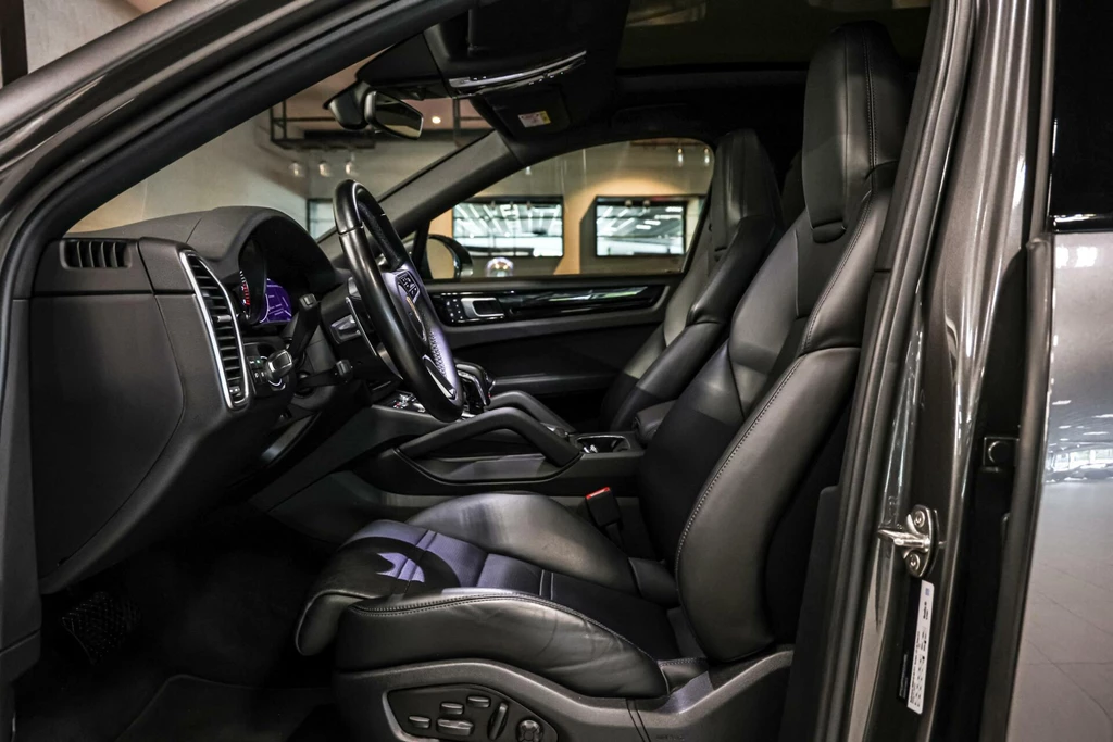 Porsche Cayenne – foto 12