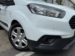 Ford Transit Courier – thumbnail 25