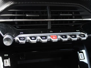 Peugeot 208 – thumbnail 22