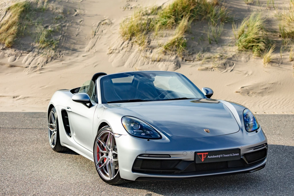 Porsche 718 – foto 15