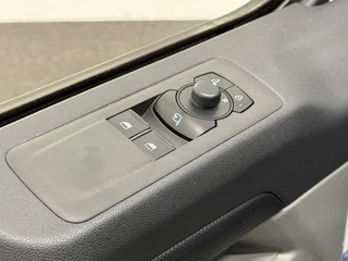 Ford Transit Custom – thumbnail 32