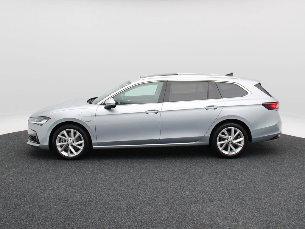 Škoda Superb – foto 2