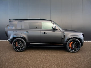 Land Rover Defender – thumbnail 10