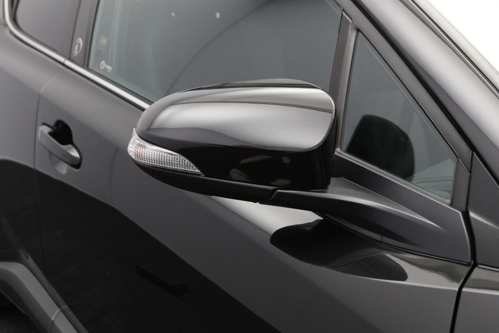 Toyota C-HR – foto 25